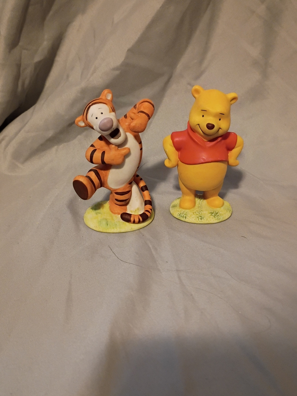 Disney 90s Vintage Winnie the Pooh & Tigger Figure Set Of 2